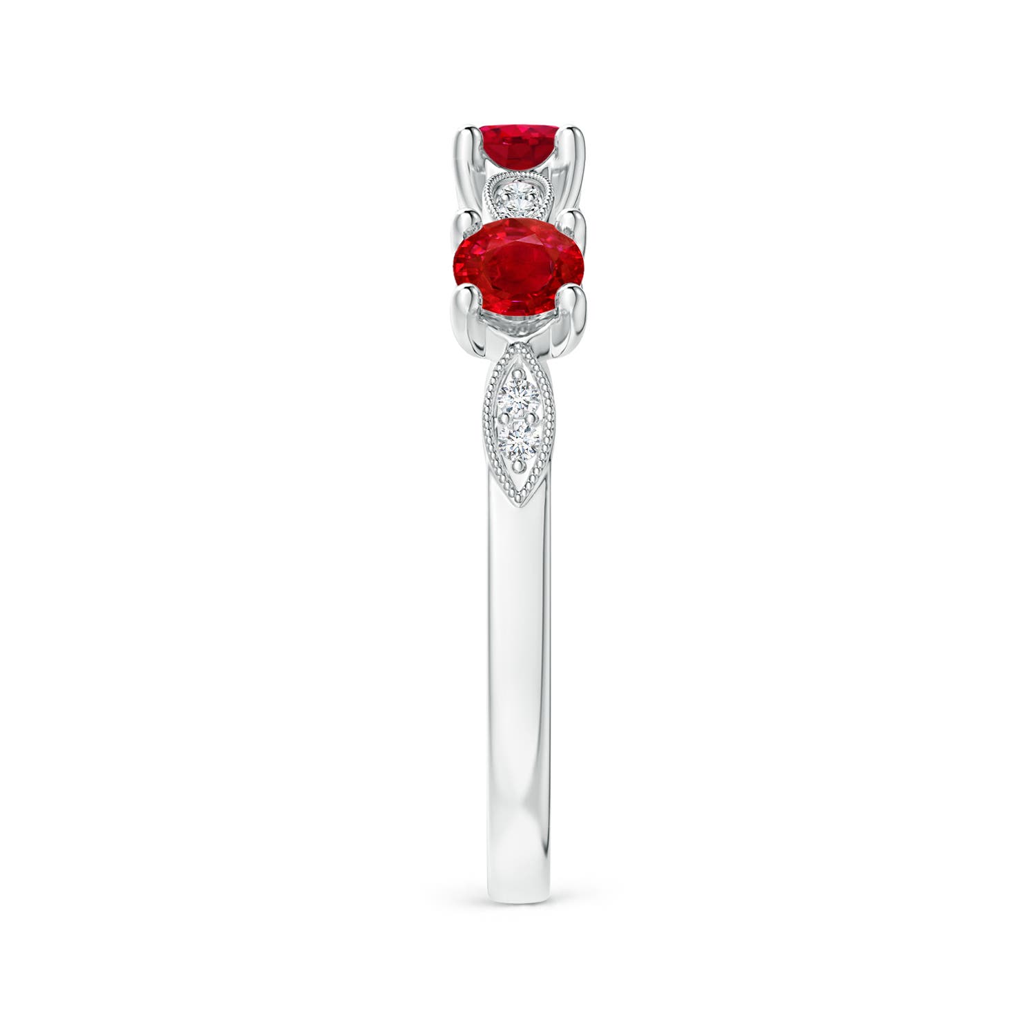 AAA - Ruby / 0.74 CT / 14 KT White Gold