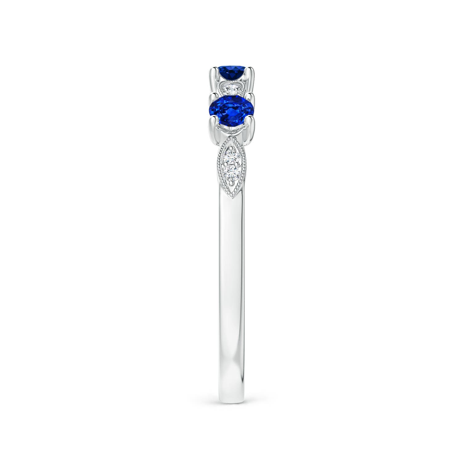 AAAA - Blue Sapphire / 0.34 CT / 14 KT White Gold