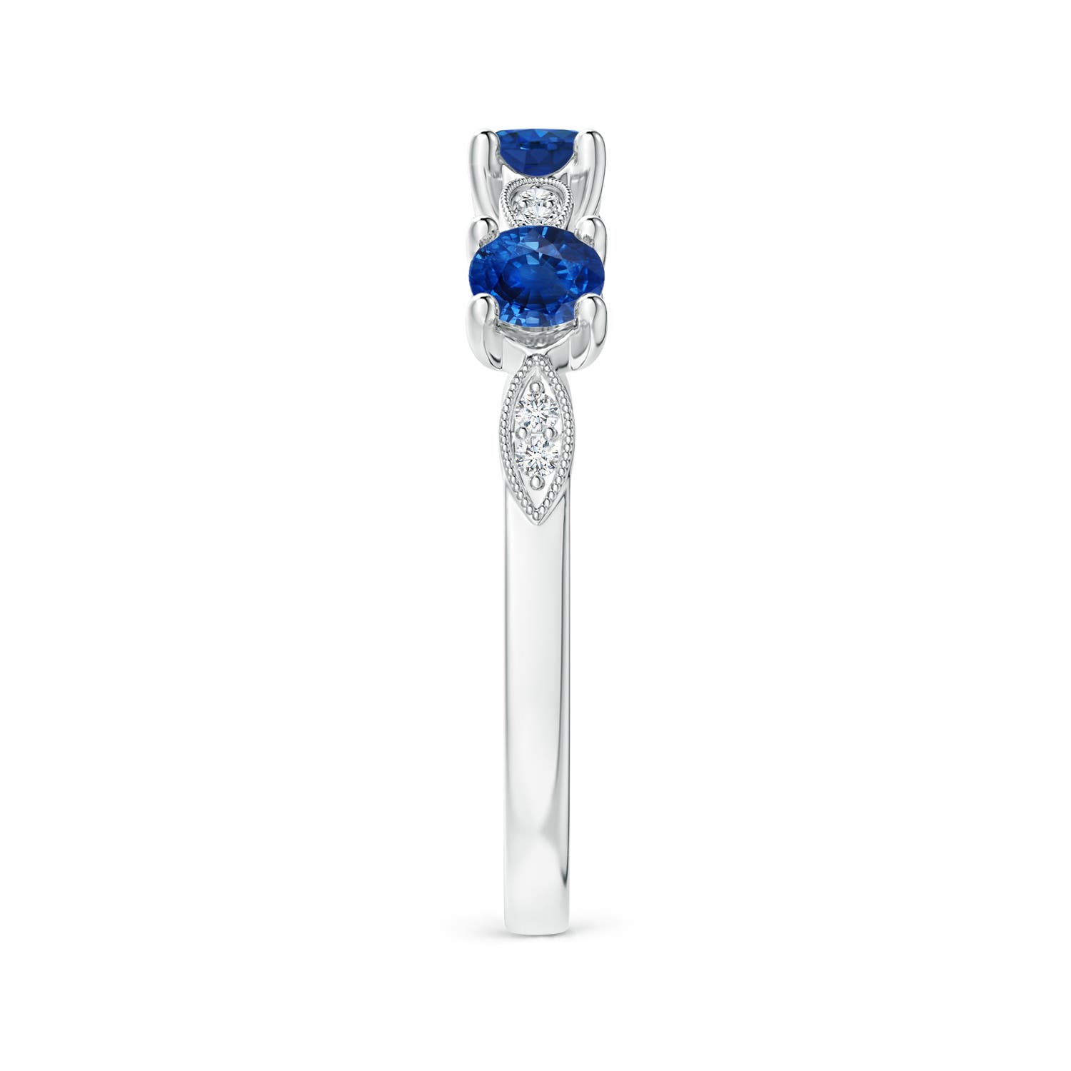 AAA - Blue Sapphire / 0.71 CT / 14 KT White Gold