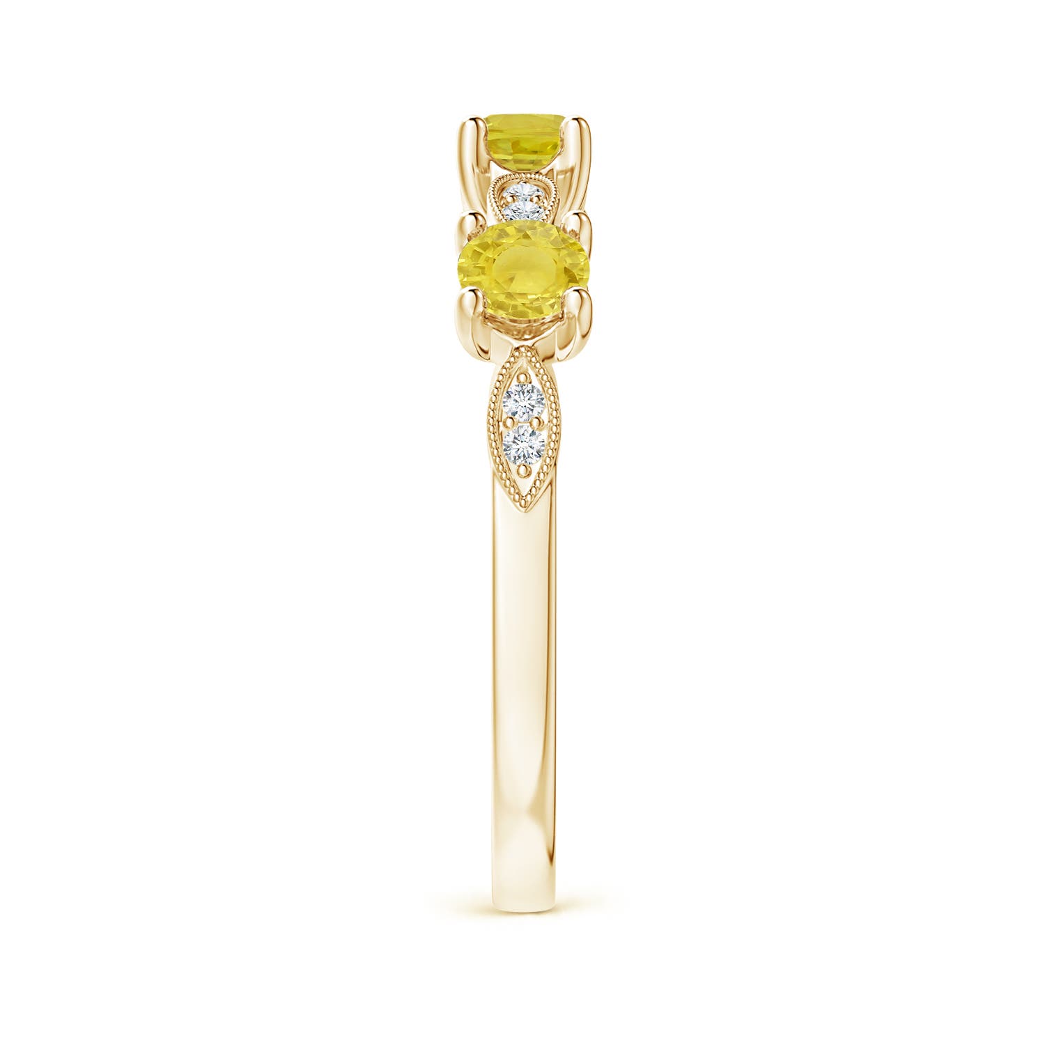 A - Yellow Sapphire / 0.65 CT / 14 KT Yellow Gold