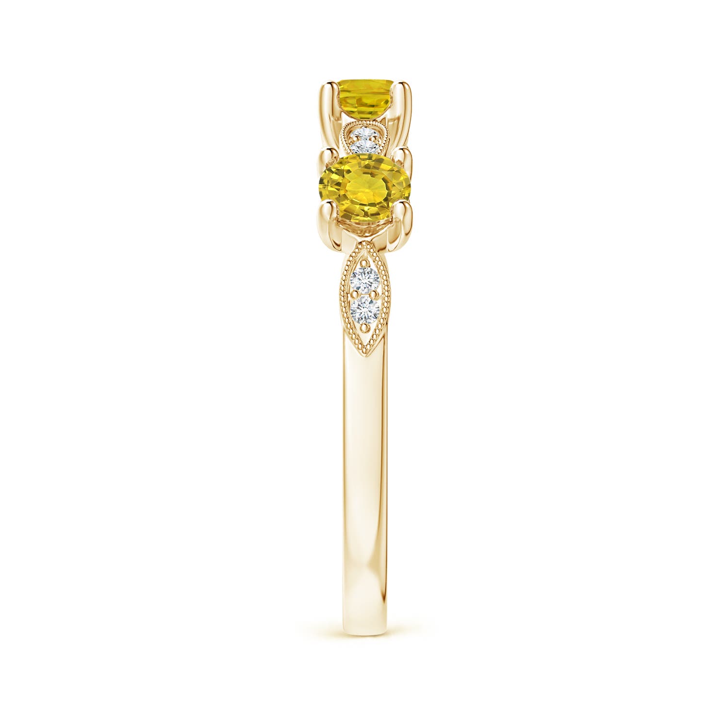 AAAA - Yellow Sapphire / 0.65 CT / 14 KT Yellow Gold