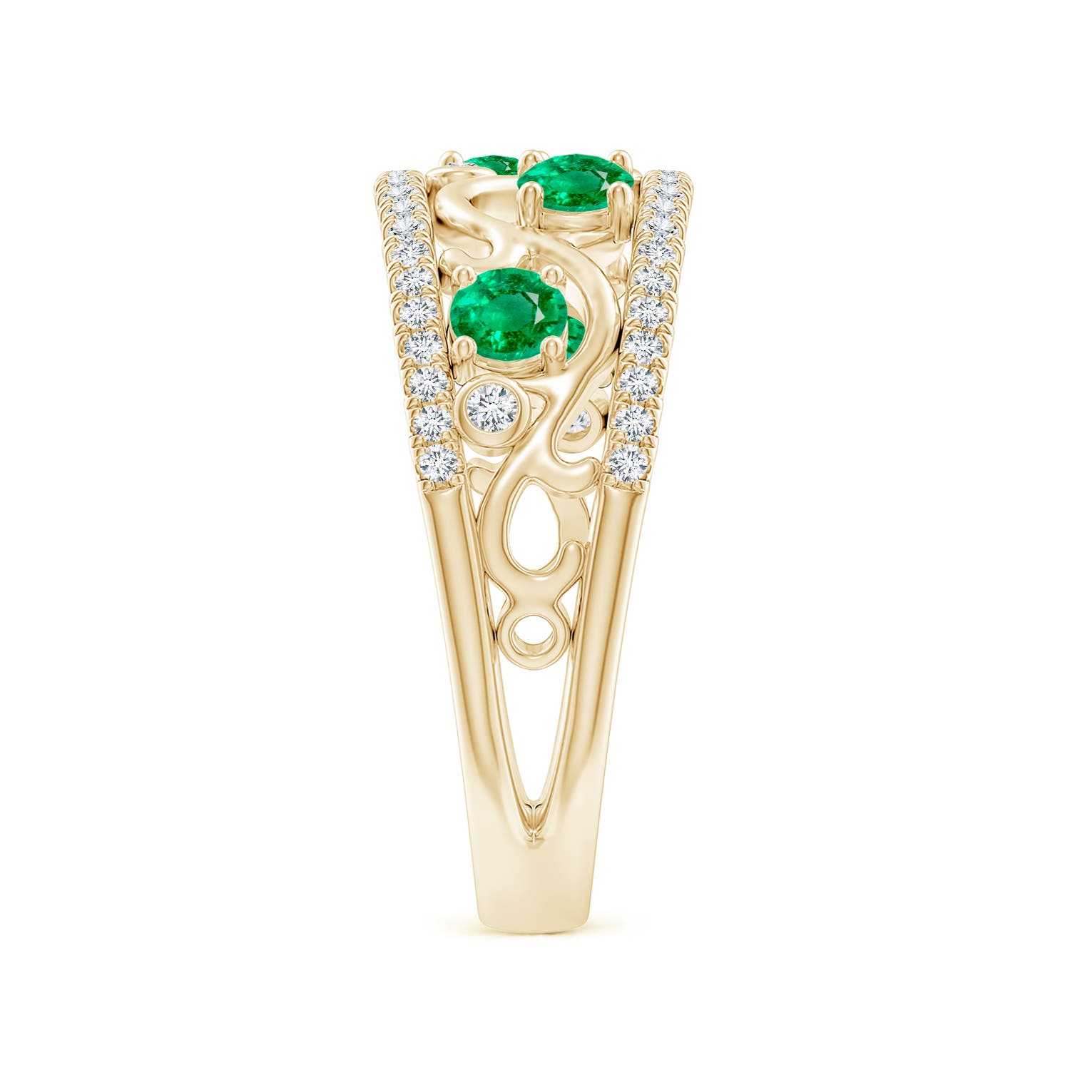 AA - Emerald / 0.68 CT / 14 KT Yellow Gold