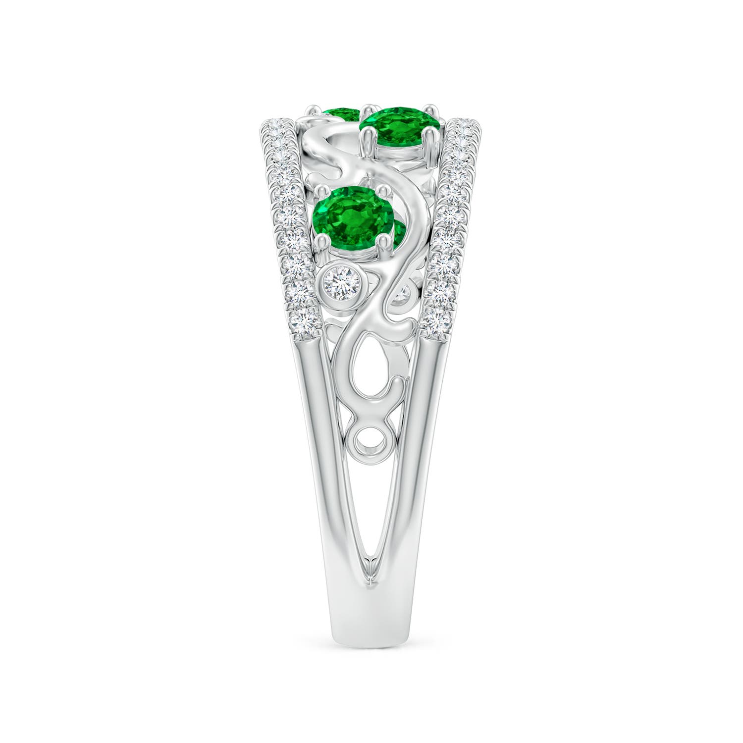 AAAA - Emerald / 0.68 CT / 14 KT White Gold