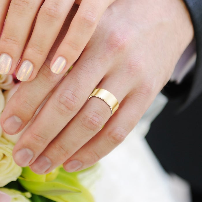 8 110 High Polished Flat Surface Classic Wedding Band in Yellow Gold - body_view 3
