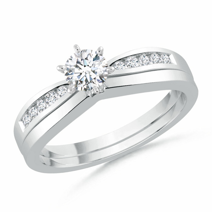3.8mm GVS2 Solitaire Round Diamond Wedding Ring Set with Plain Band in White Gold 