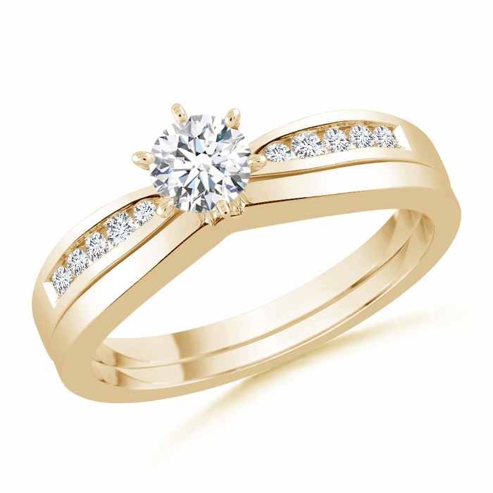 3.8mm GVS2 Solitaire Round Diamond Wedding Ring Set with Plain Band in Yellow Gold 