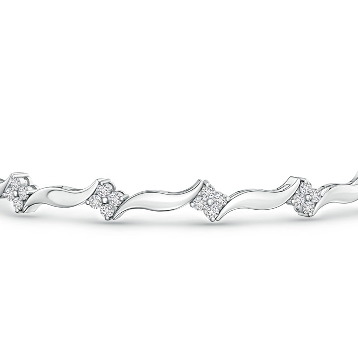 1.55mm HSI2 Diamond Clustre Wavy Link Bracelet in White Gold Product Image