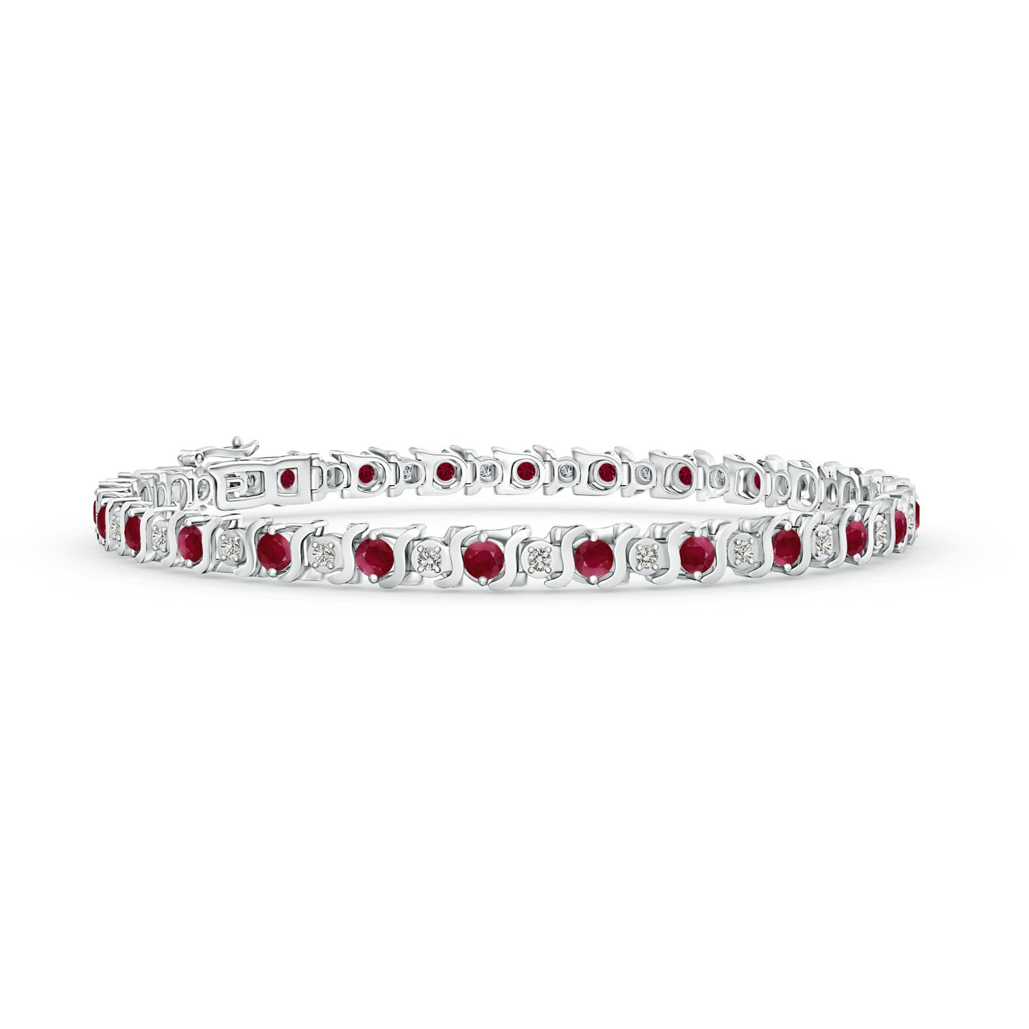 A - Ruby / 5.57 CT / 14 KT White Gold