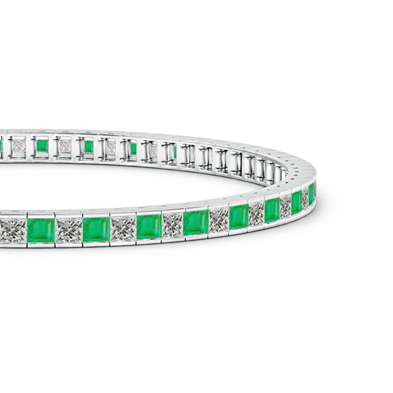 A - Emerald / 5.07 CT / 14 KT White Gold