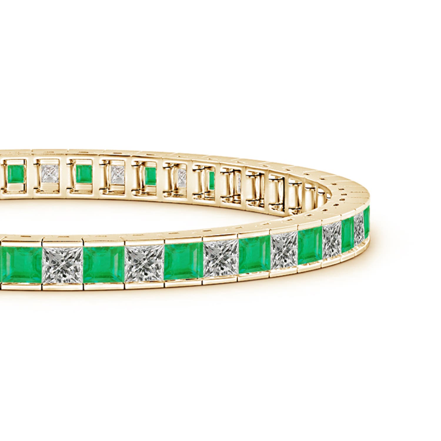 A - Emerald / 8.98 CT / 14 KT Yellow Gold