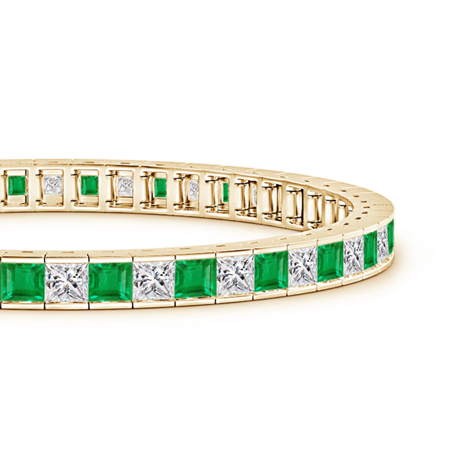 AA - Emerald / 8.98 CT / 14 KT Yellow Gold