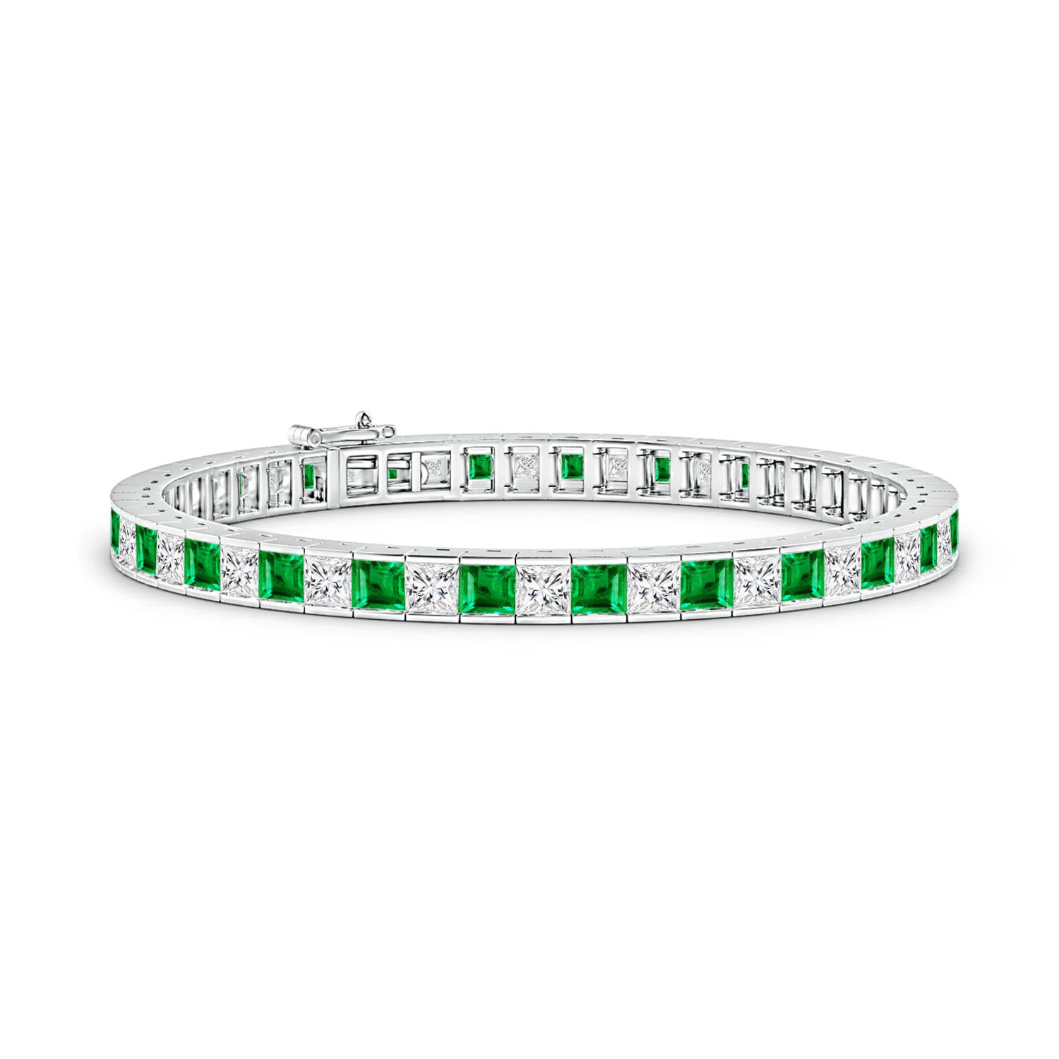 AAA - Emerald / 8.98 CT / 14 KT White Gold