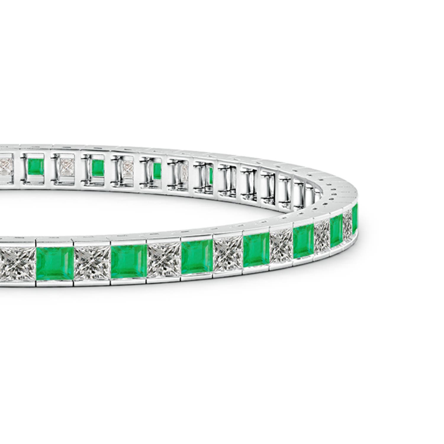 A - Emerald / 7.4 CT / 14 KT White Gold