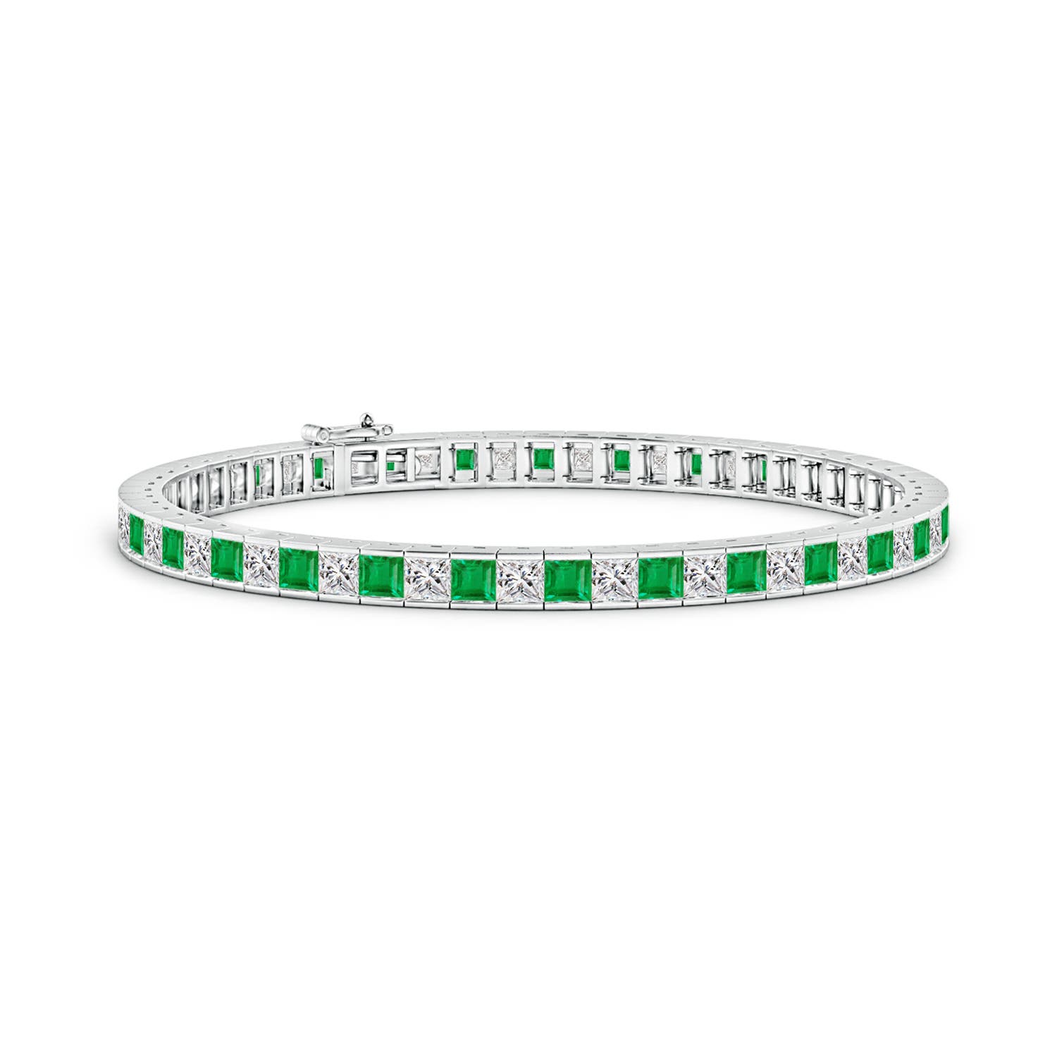 AA - Emerald / 7.4 CT / 14 KT White Gold