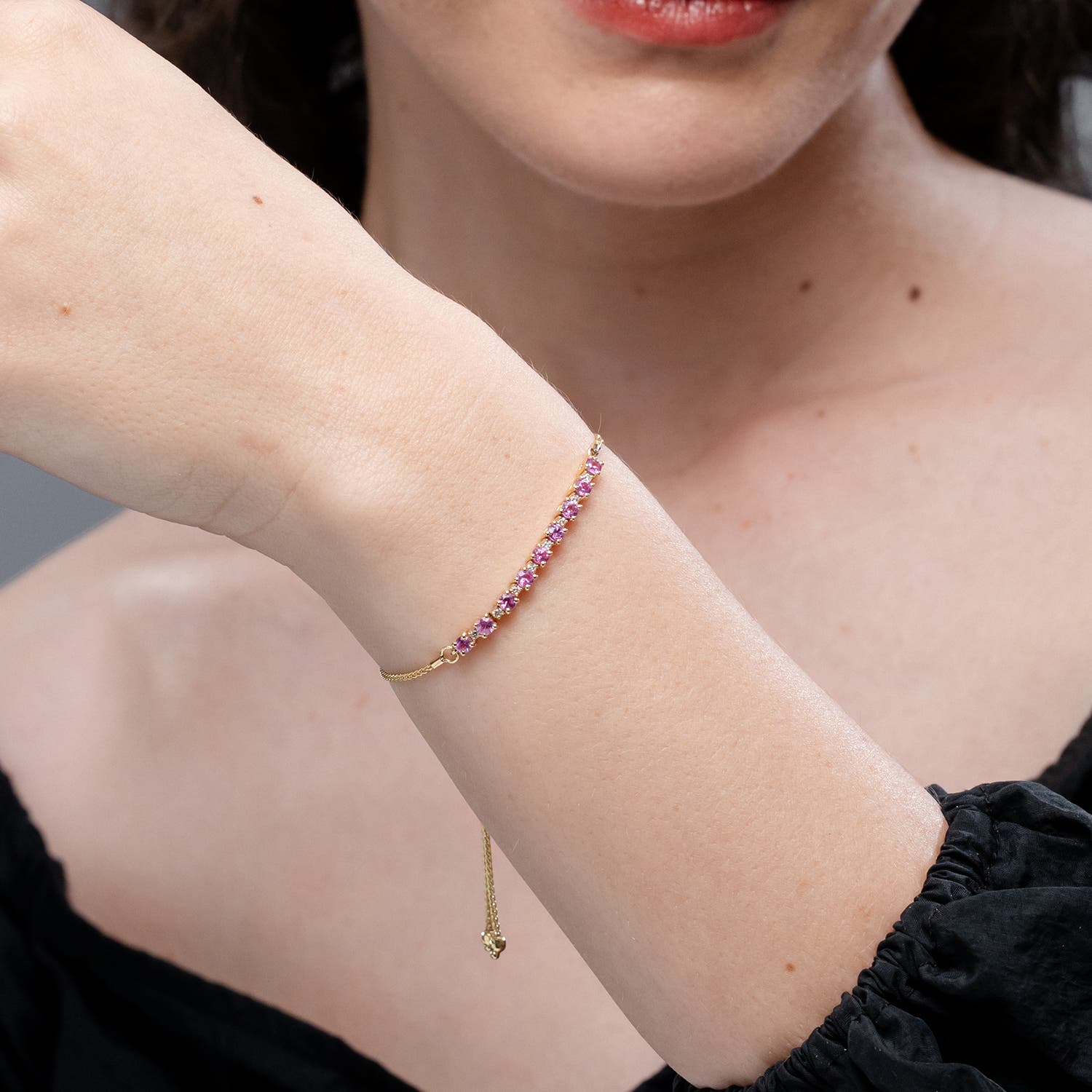 SB0343PSD lifestyle image - lifestyle 3