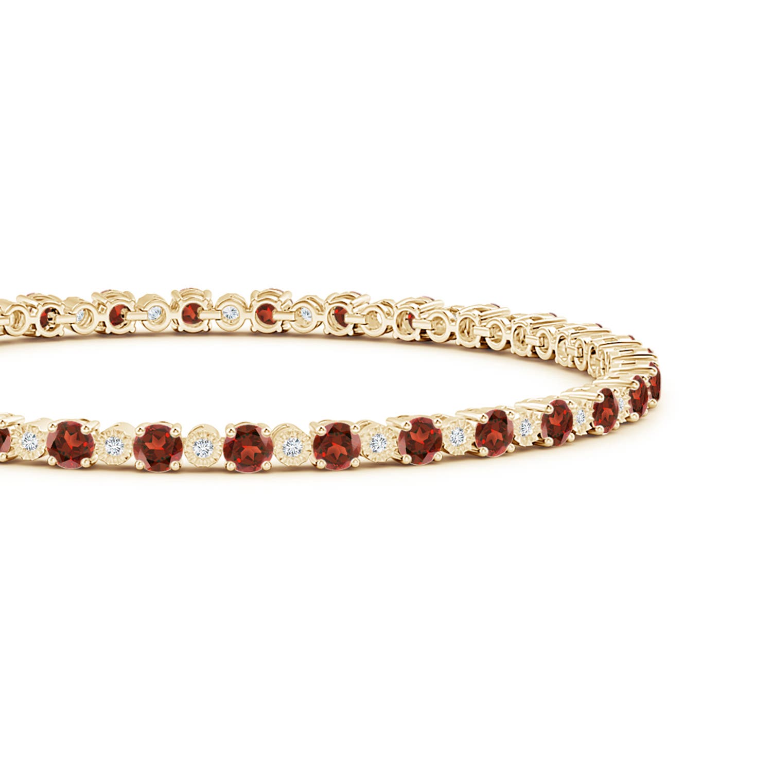 AAA - Garnet / 7.14 CT / 14 KT Yellow Gold