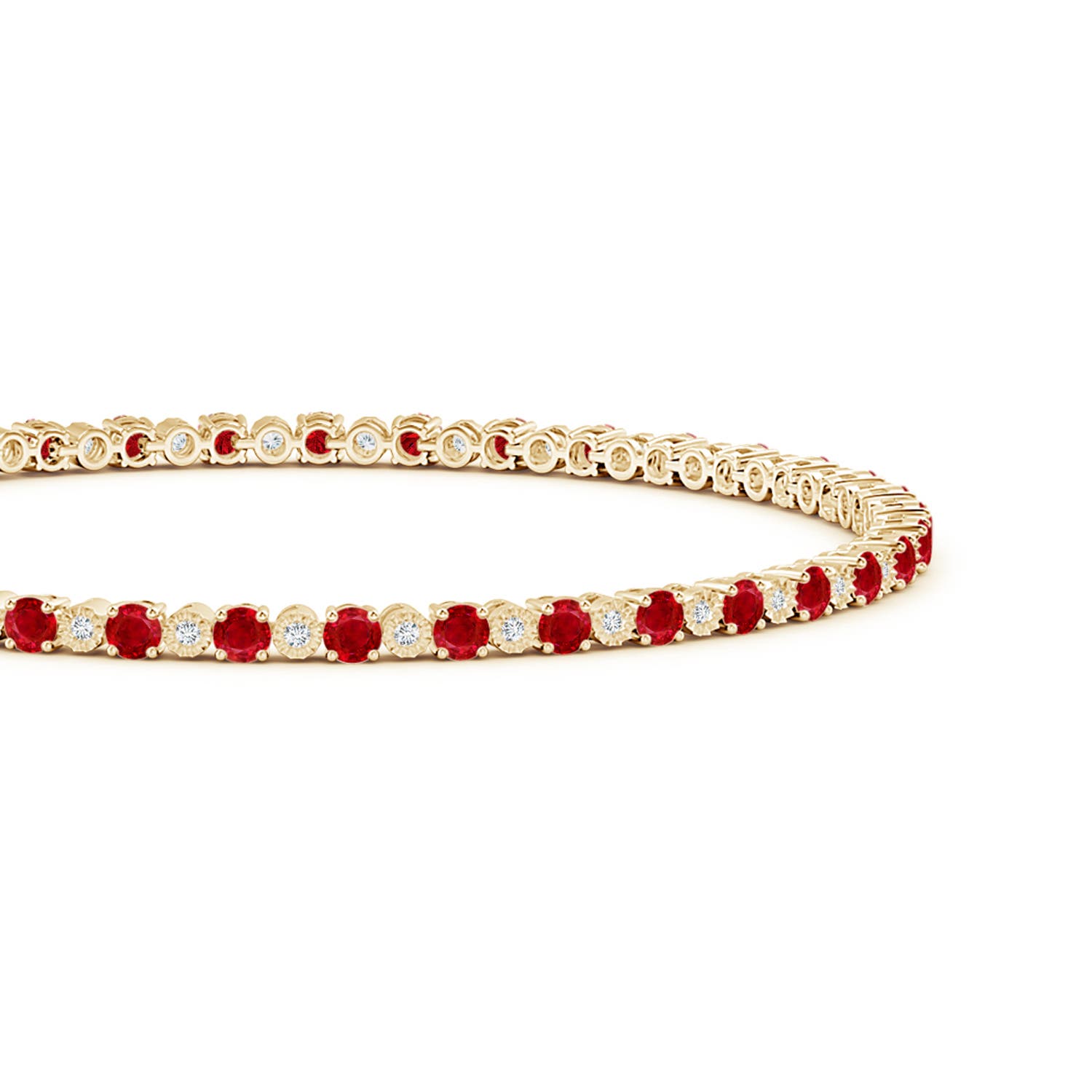 AAA - Ruby / 5.46 CT / 14 KT Yellow Gold