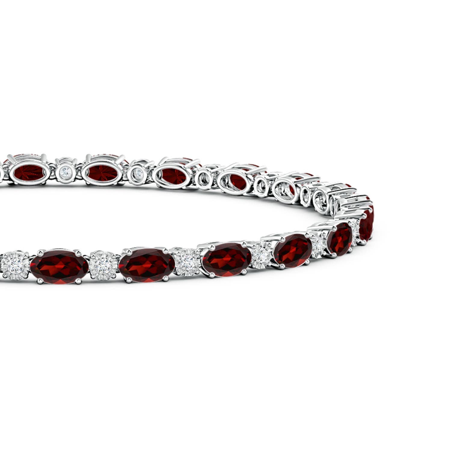 AAA - Garnet / 6.07 CT / 14 KT White Gold