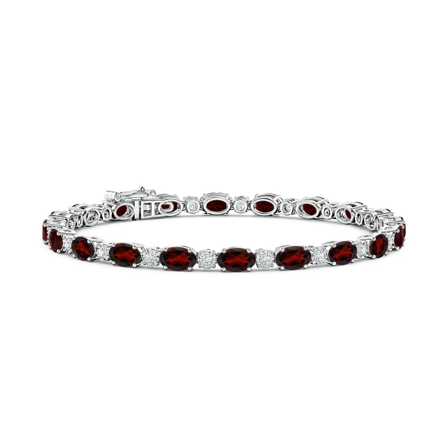 AA - Garnet / 11.42 CT / 14 KT White Gold