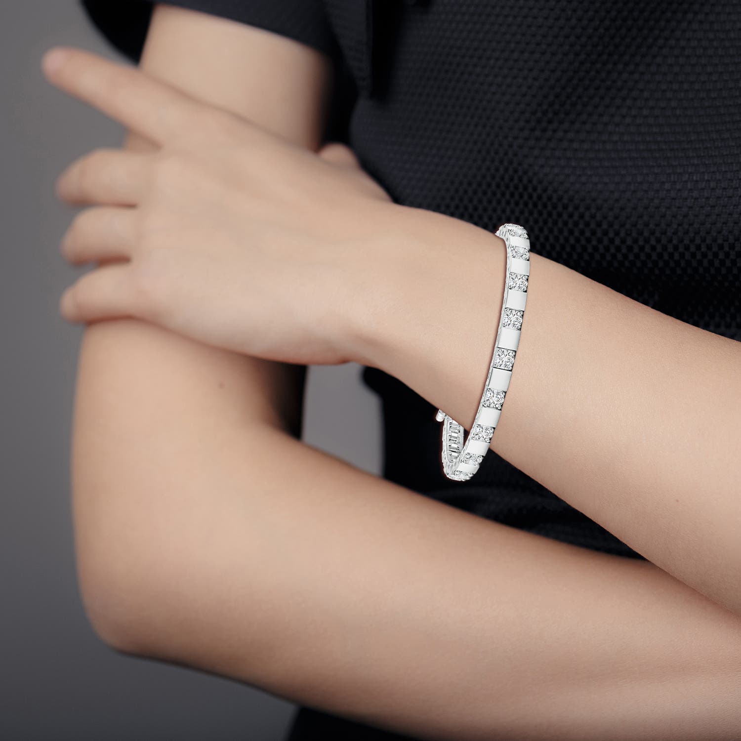 3.4mm HSI2 Diamond Square Link Stackable Bracelet in White Gold - body_view 2