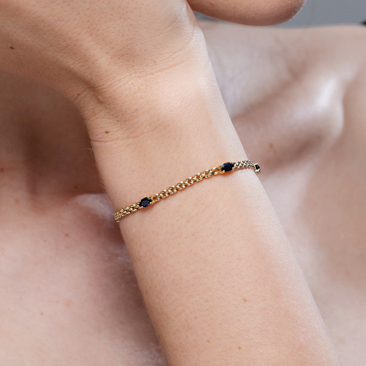 SB0461S lifestyle image - lifestyle 5