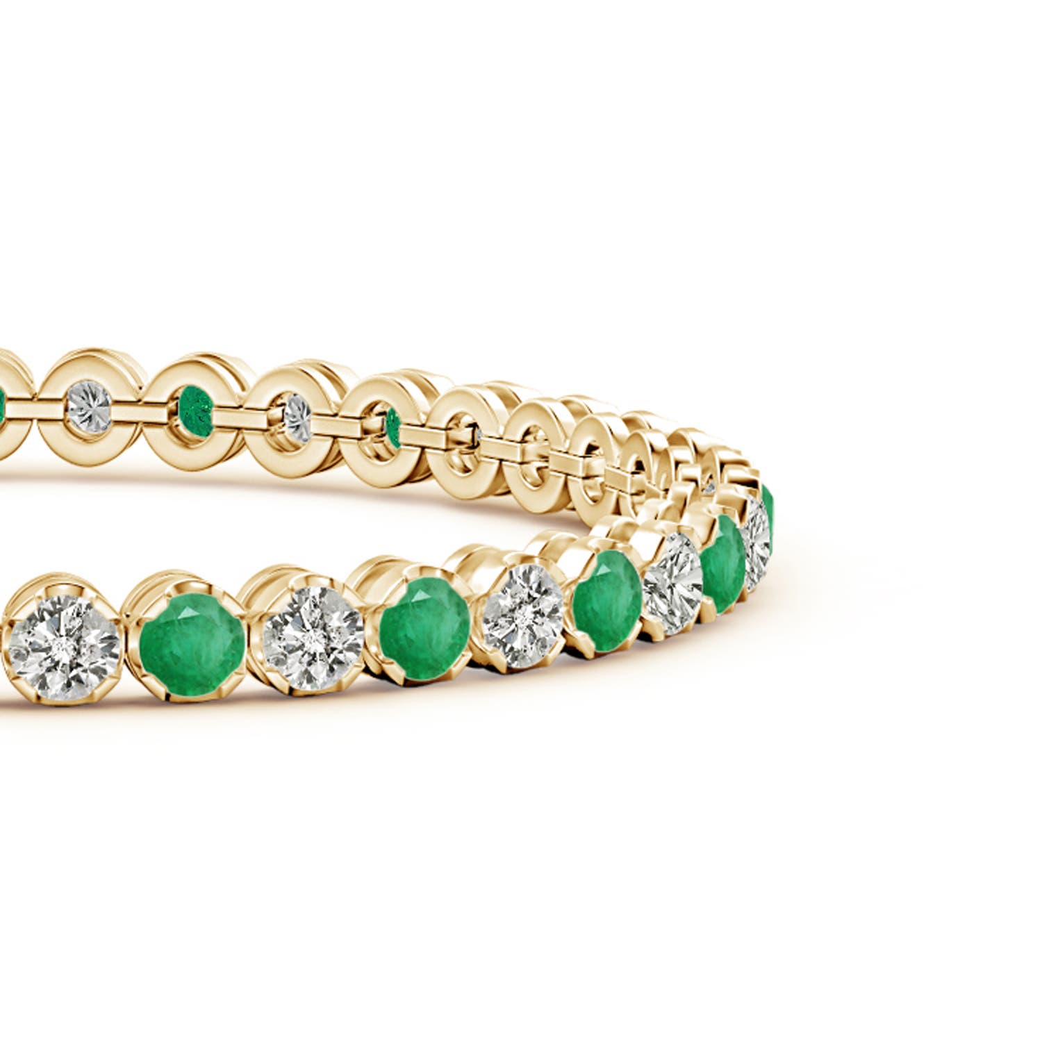 A - Emerald / 6.18 CT / 14 KT Yellow Gold