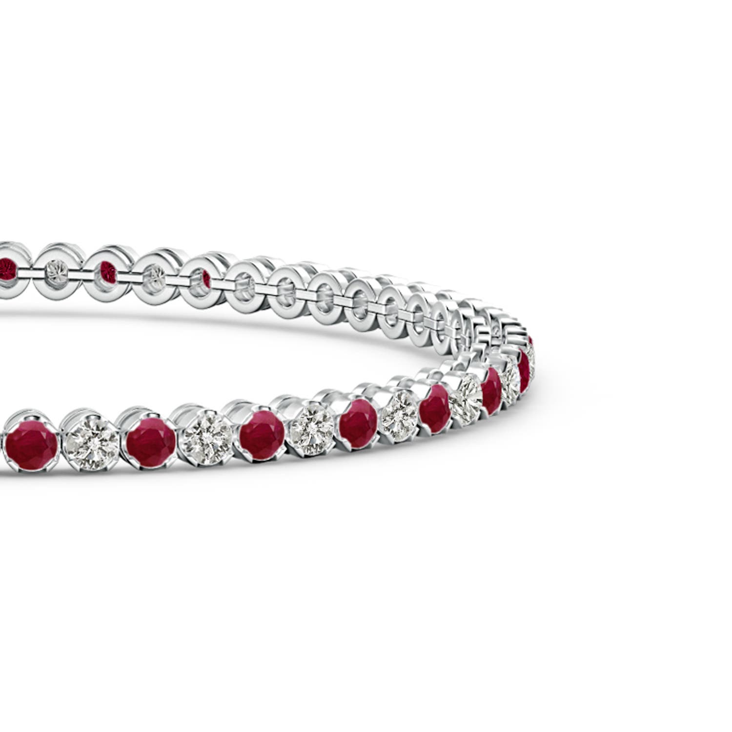 A - Ruby / 3.54 CT / 14 KT White Gold