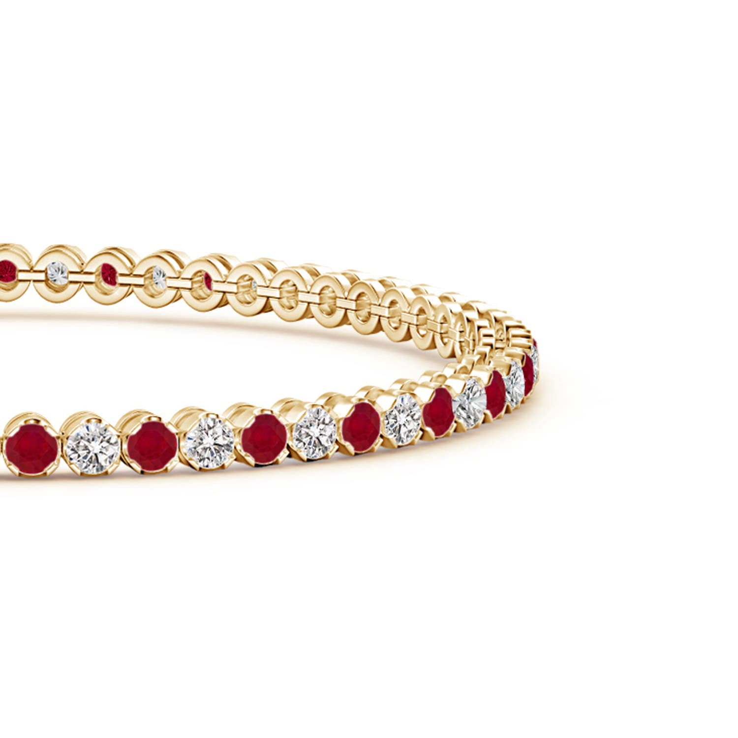 AA - Ruby / 3.54 CT / 14 KT Yellow Gold