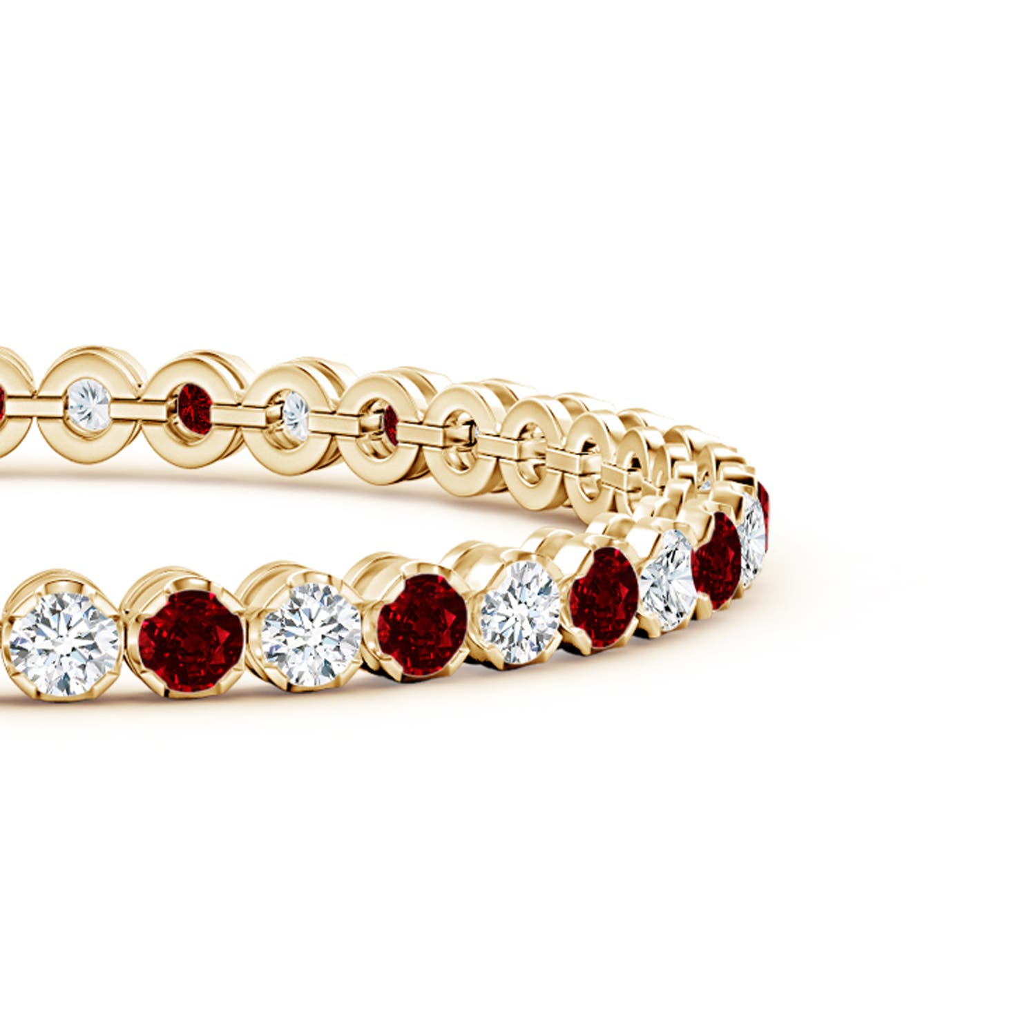 AAAA - Ruby / 7.78 CT / 14 KT Yellow Gold