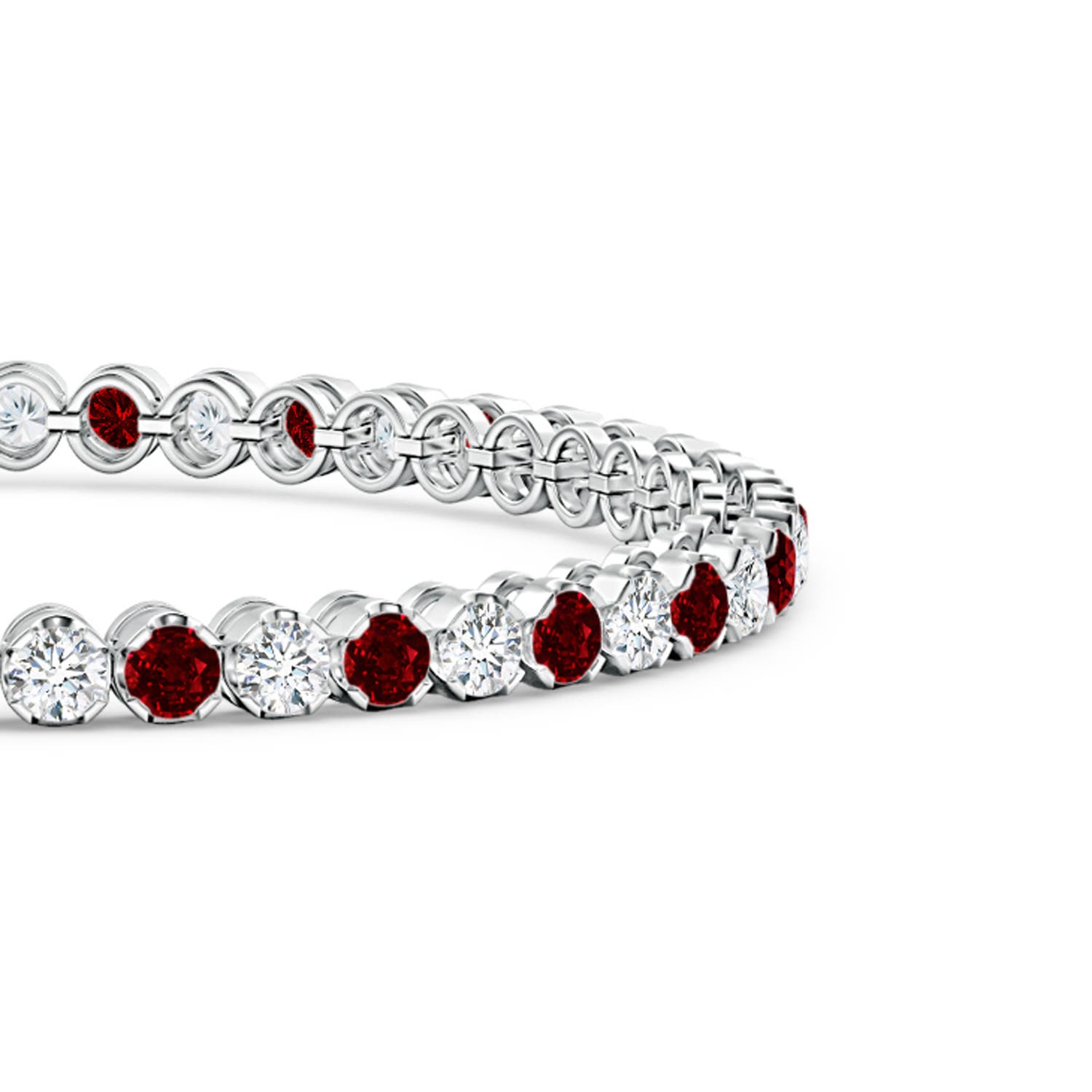 AAAA - Ruby / 6.38 CT / 14 KT White Gold