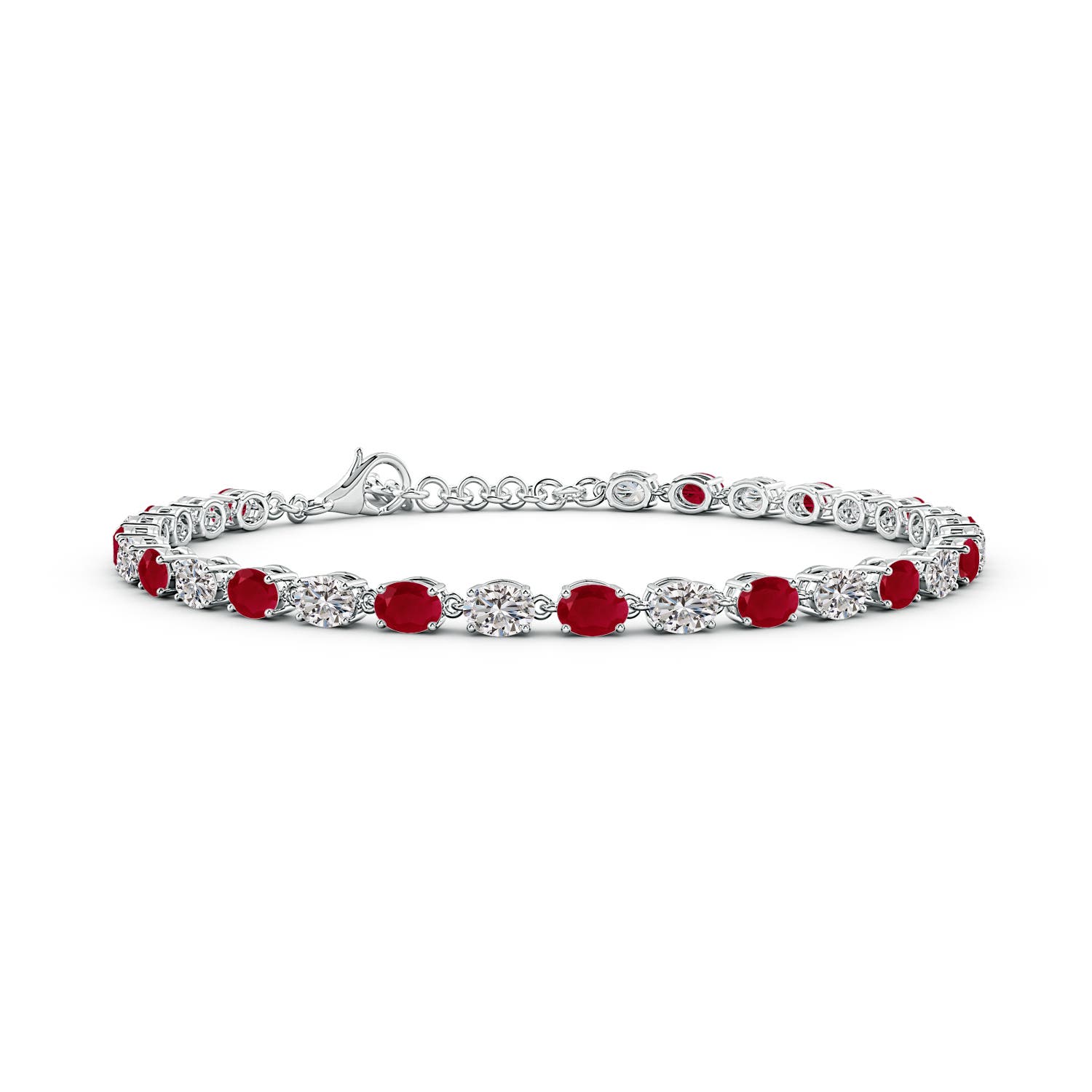 AA - Ruby / 4.48 CT / 14 KT White Gold