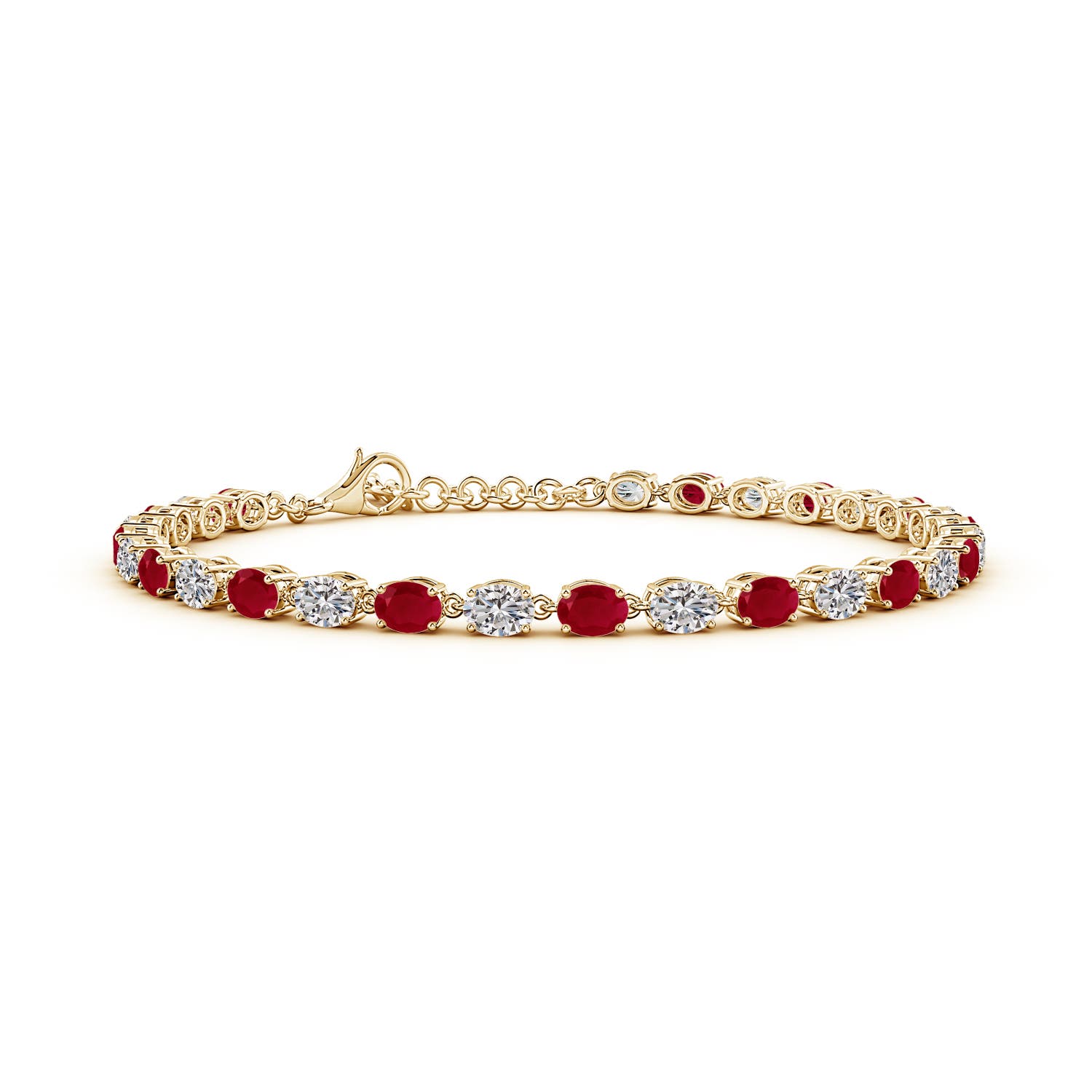 AA - Ruby / 4.48 CT / 14 KT Yellow Gold