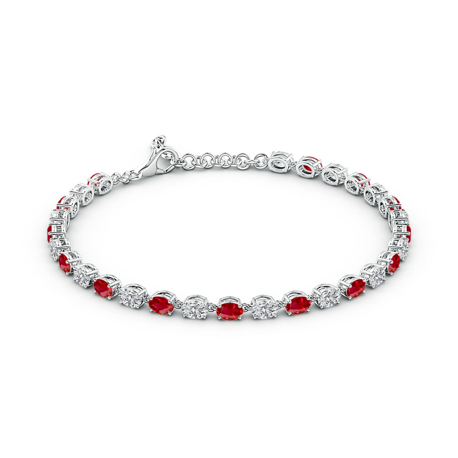 AAA - Ruby / 4.48 CT / 14 KT White Gold