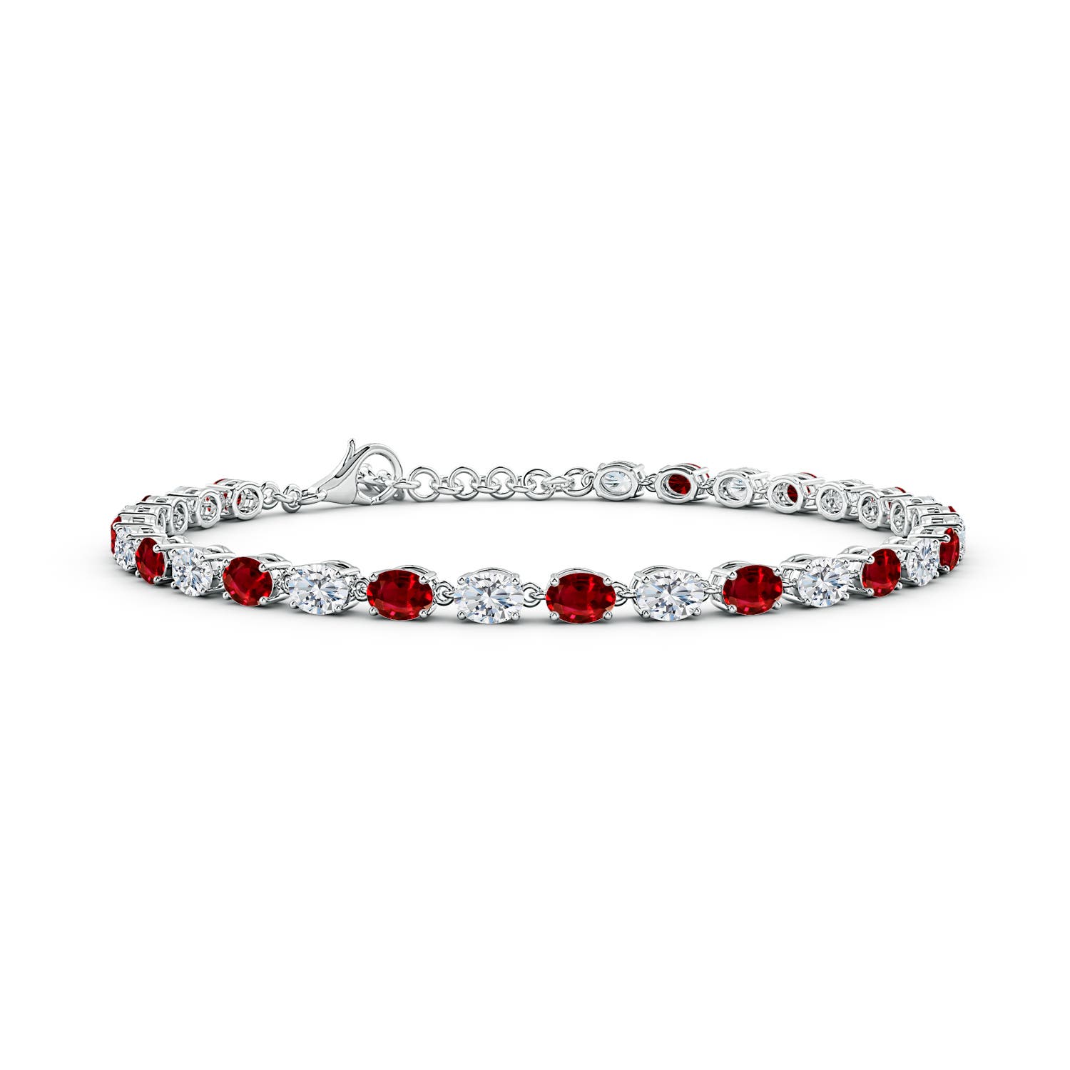 AAAA - Ruby / 4.48 CT / 14 KT White Gold