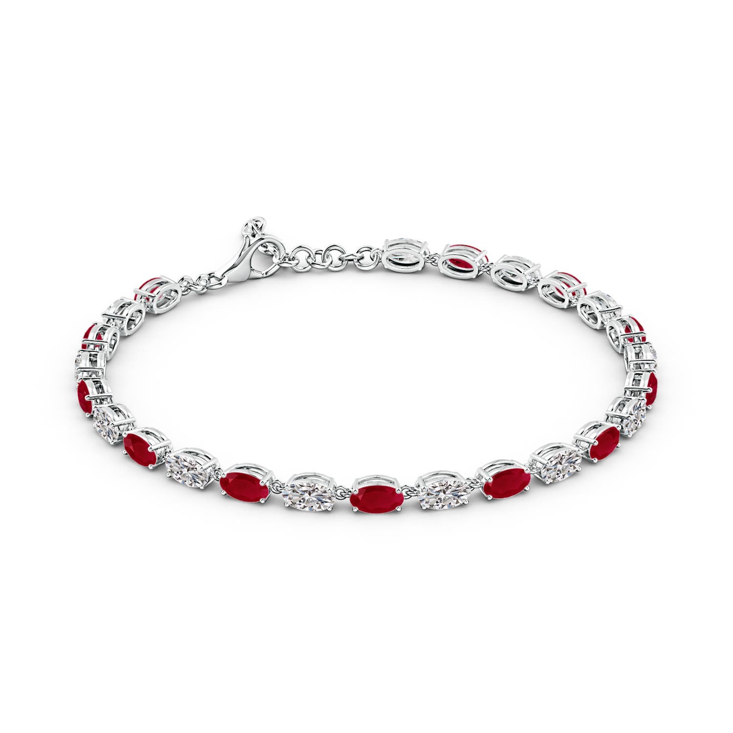 AA - Ruby / 5.52 CT / 14 KT White Gold