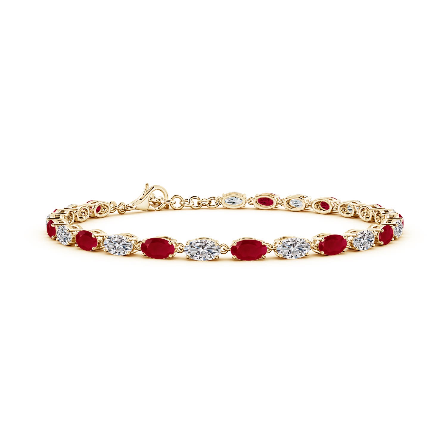 AA - Ruby / 5.52 CT / 14 KT Yellow Gold