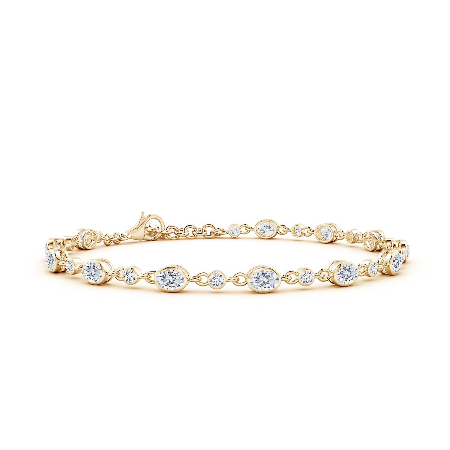 4x3mm GVS2 Alternating Oval and Round Diamond Tennis Bracelet in 18K Yellow Gold