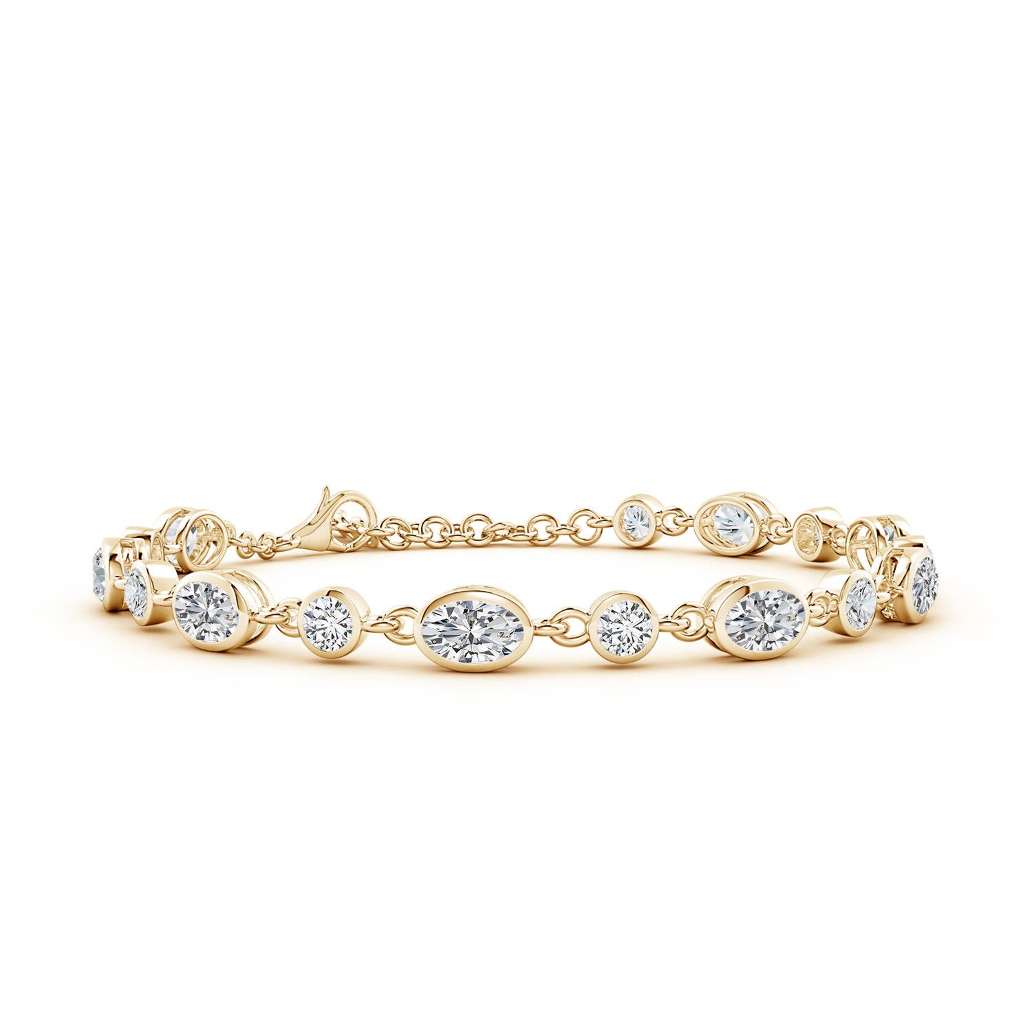 6x4mm HSI2 Alternating Oval and Round Diamond Tennis Bracelet in Yellow Gold