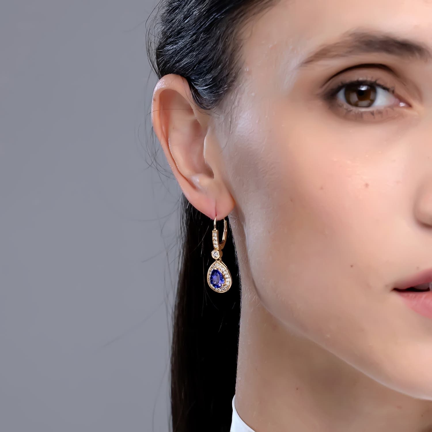 SE0101TD lifestyle image - lifestyle 5