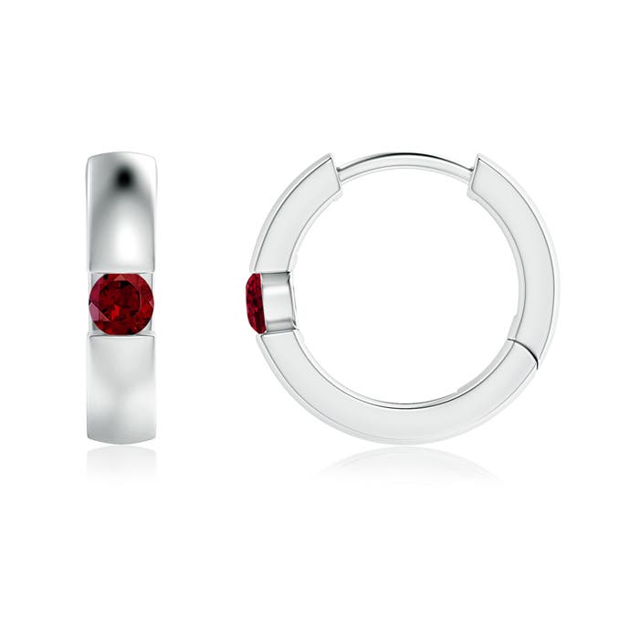 AAA - Garnet / 0.16 CT / 14 KT White Gold