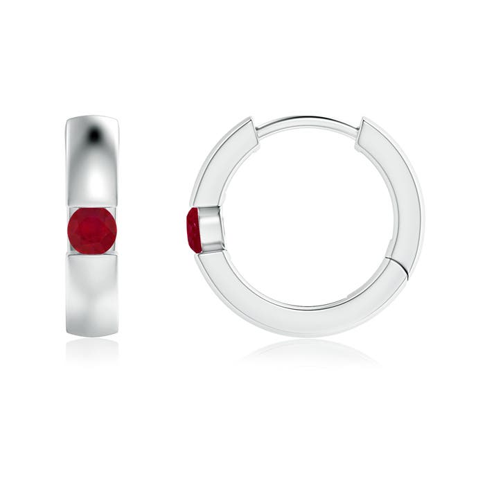 AA - Ruby / 0.18 CT / 14 KT White Gold