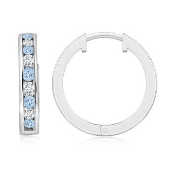 AA - Aquamarine / 0.58 CT / 14 KT White Gold