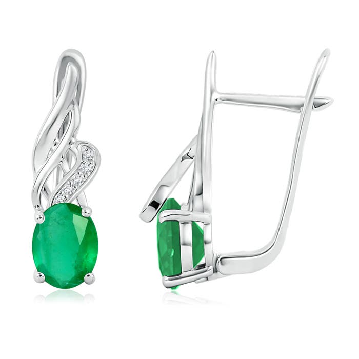 A - Emerald / 2.3 CT / 14 KT White Gold