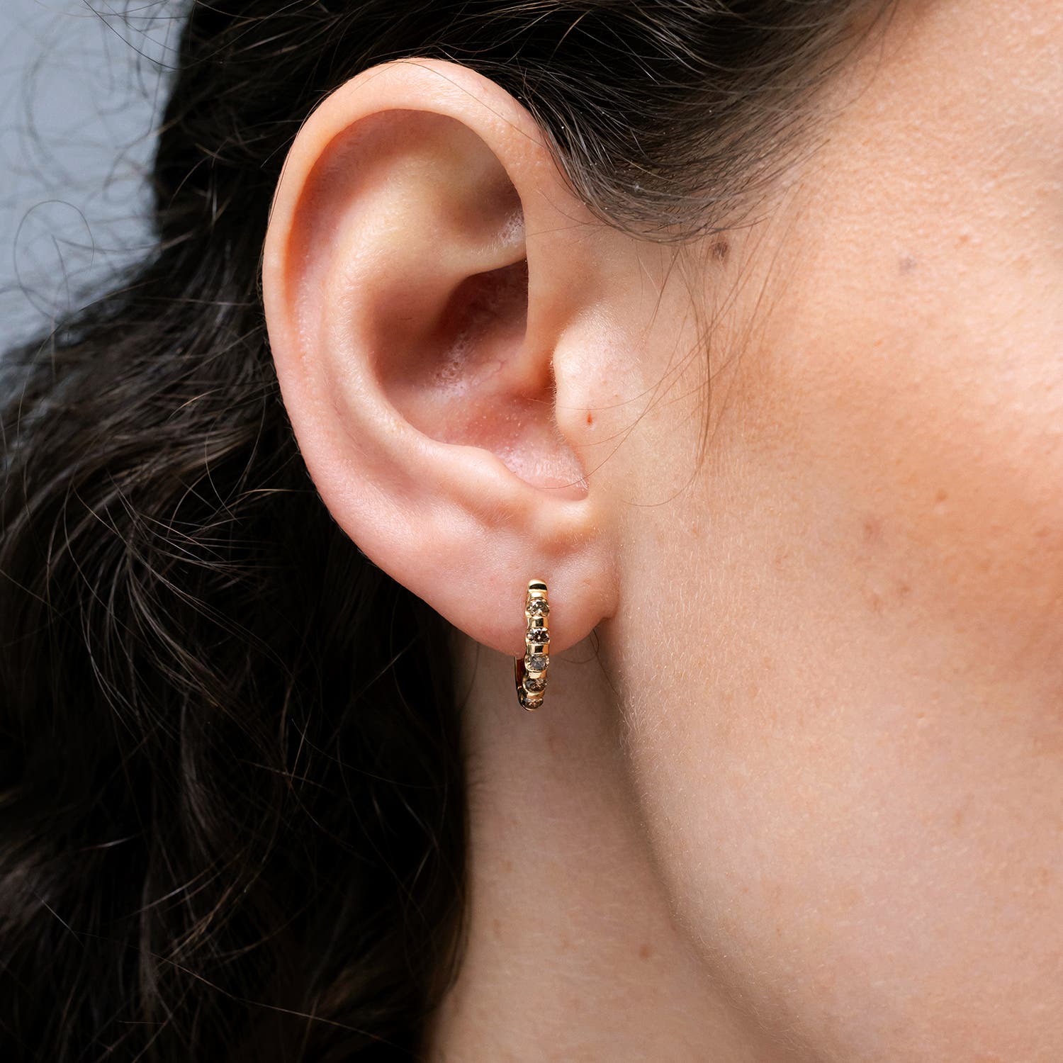 SE1484BRD GIA_Certificate - lifestyle 3