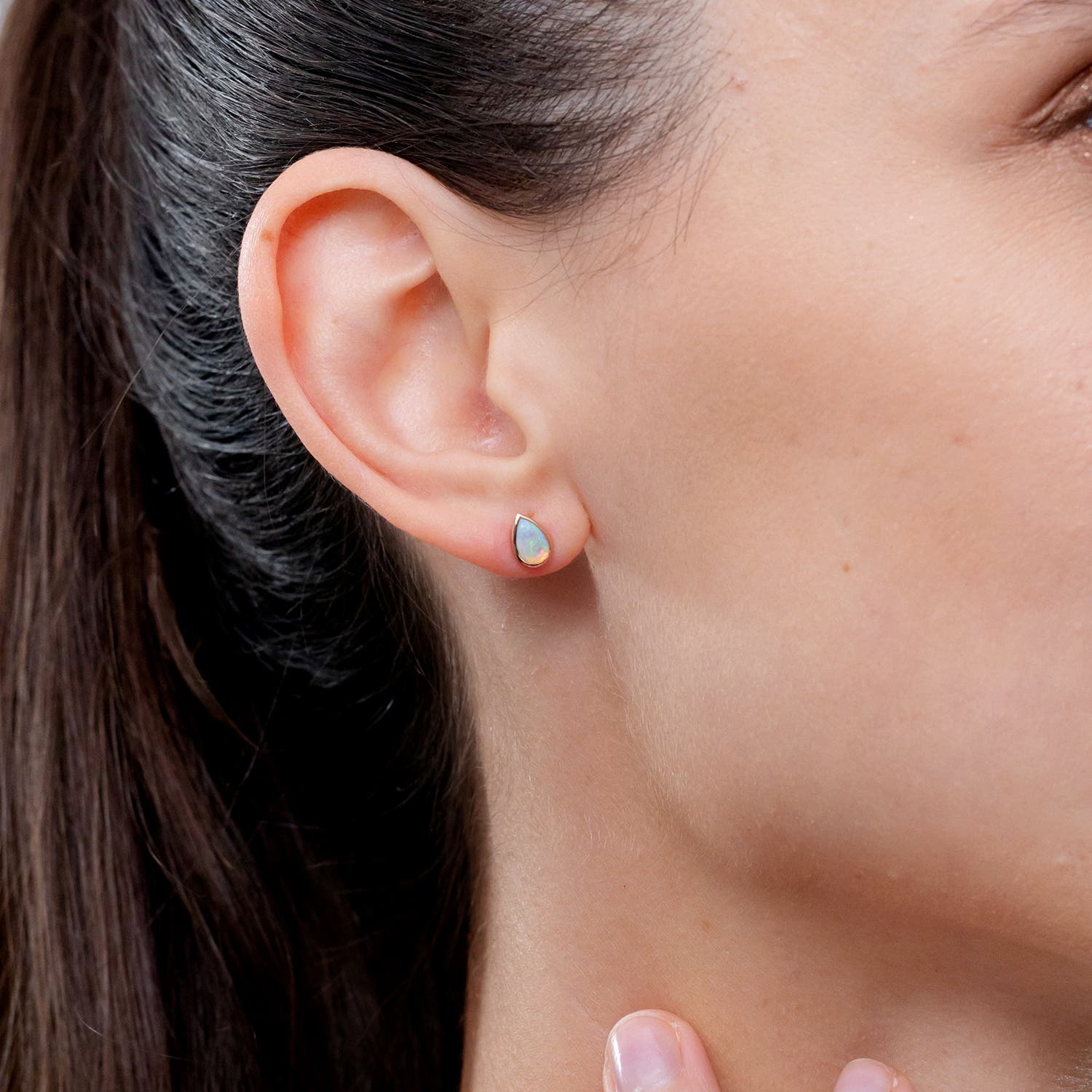 SE1503OP lifestyle image - lifestyle 4