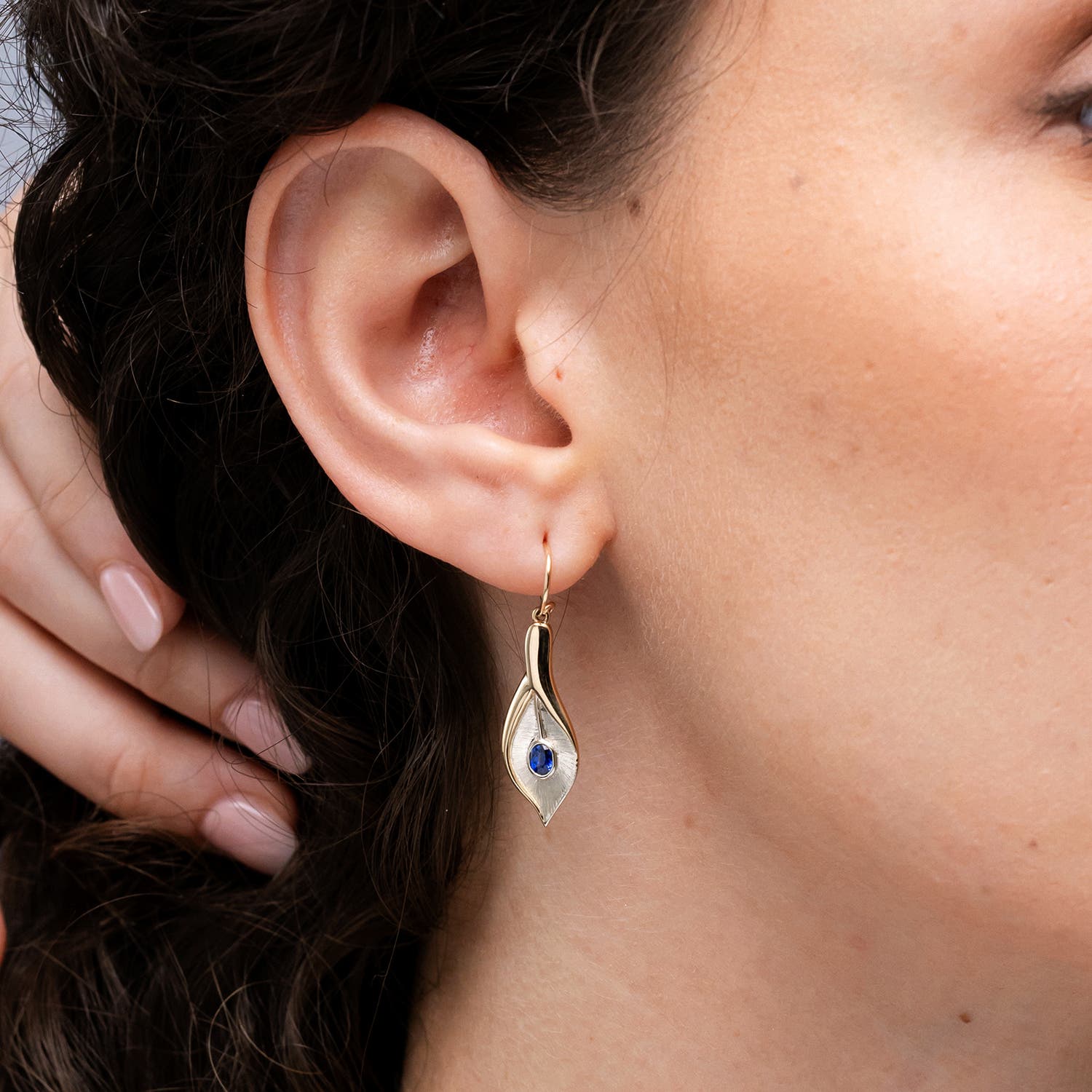 SE1516S GIA_Certificate - lifestyle 4