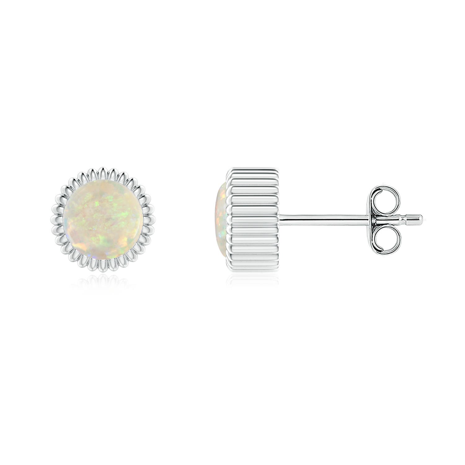 AAA - Opal / 0.66 CT / 14 KT White Gold