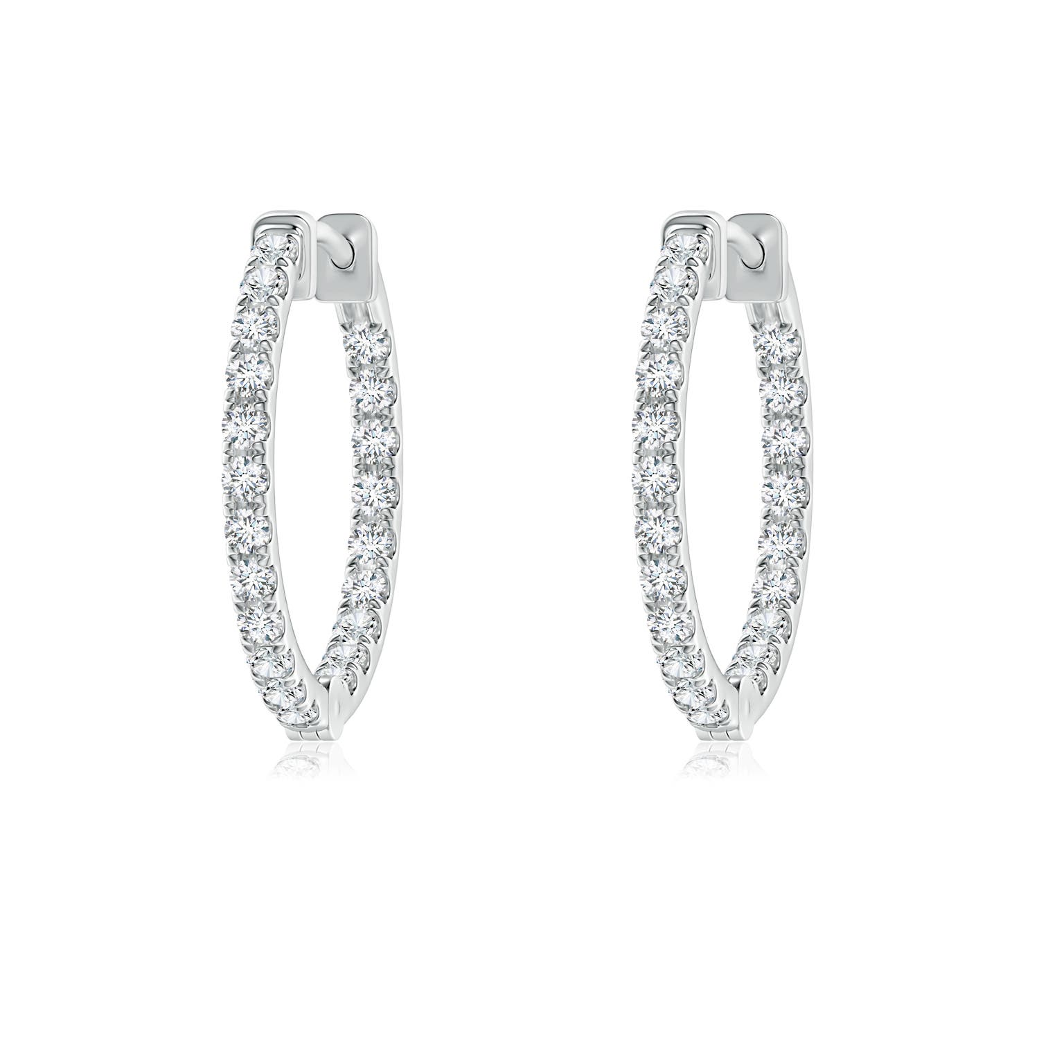 1.4mm GVS2 Classic Diamond Inside Out Hoop Earrings in P950 Platinum