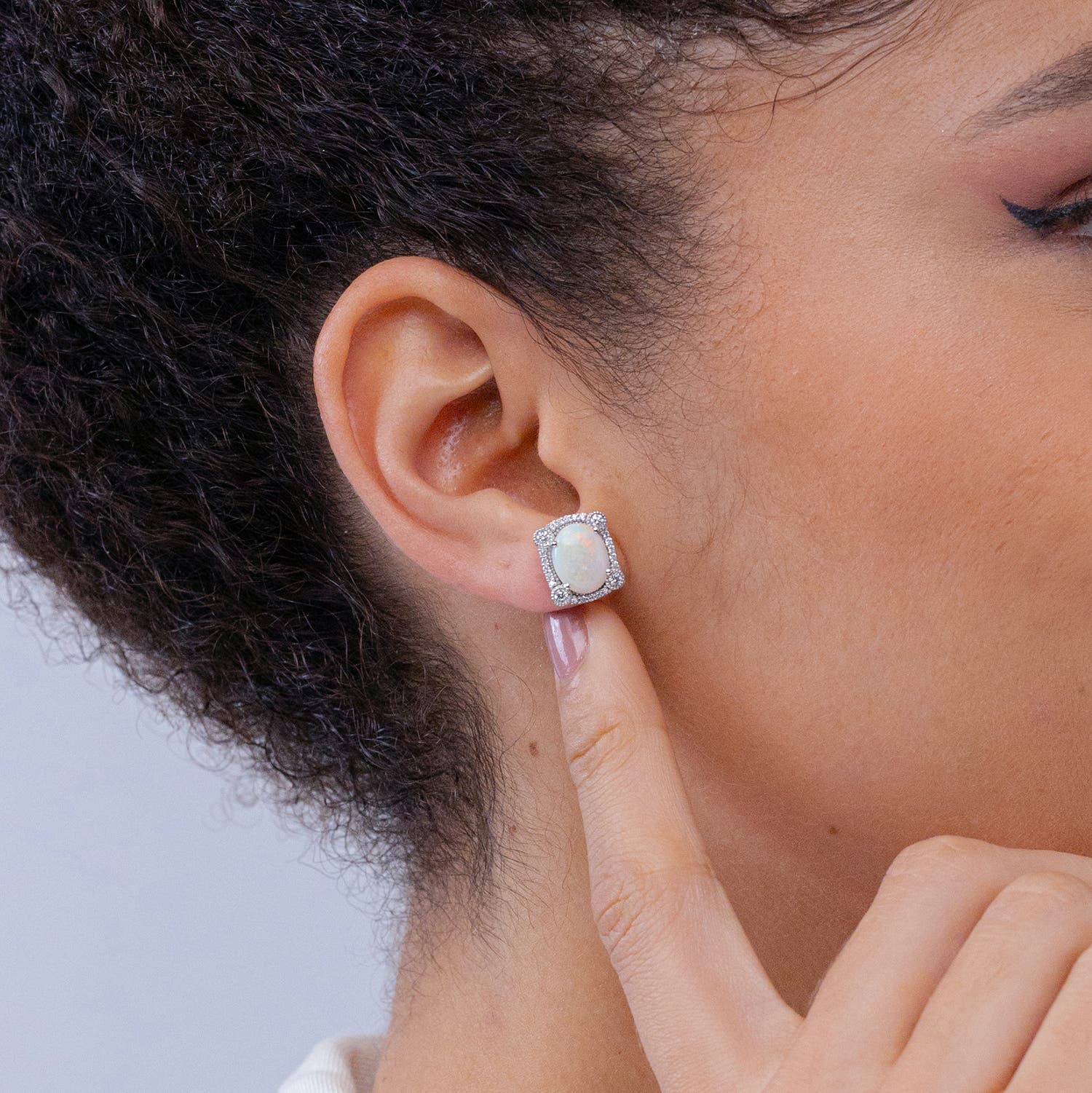 SE1693OPD lifestyle image - lifestyle 4