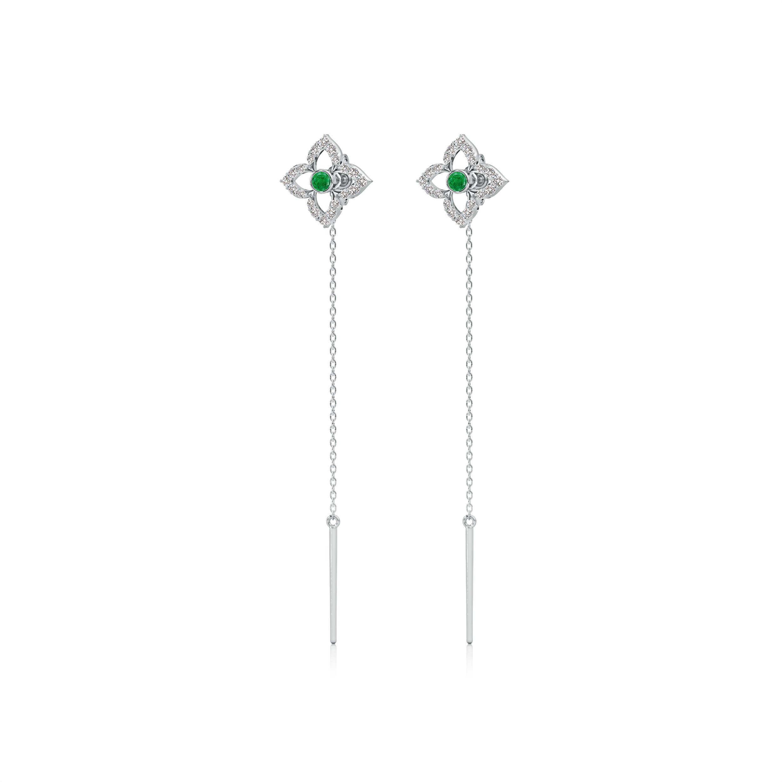 AA - Emerald / 0.39 CT / 14 KT White Gold